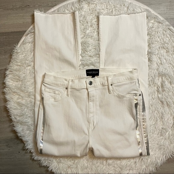 BLACK Orchid Cindy Racer Flare Slant Fray Hem Jeans - Picture 1 of 9